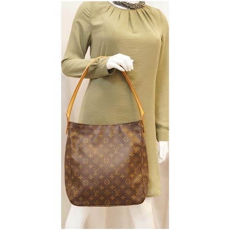 louis vuitton looping bag.